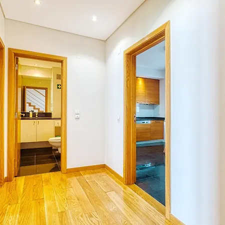 Stunning House With Terrace * Lissabon