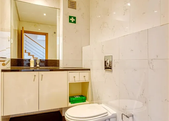 Daire Stunning House With Terrace Lisboa