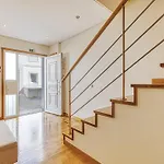 Stunning House With Terrace Lissabon