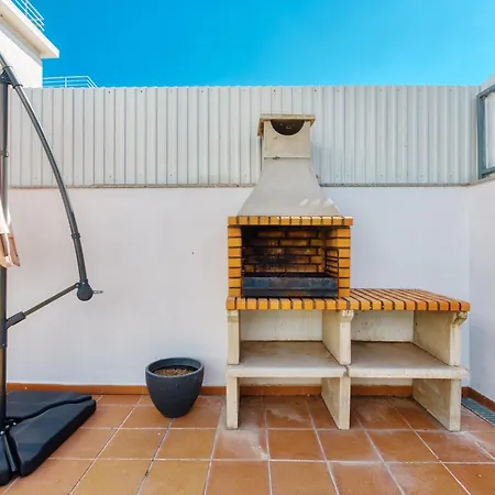 Апартаменты Stunning House With Terrace *