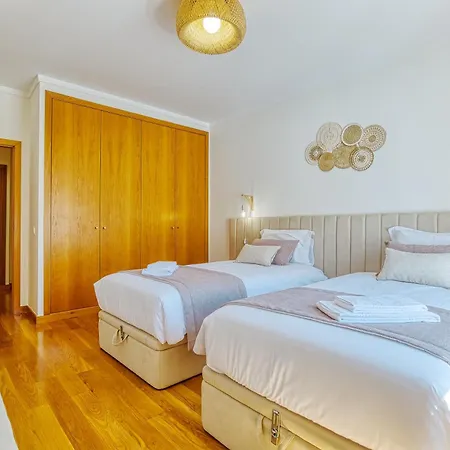 Stunning House With Terrace Appartamento *